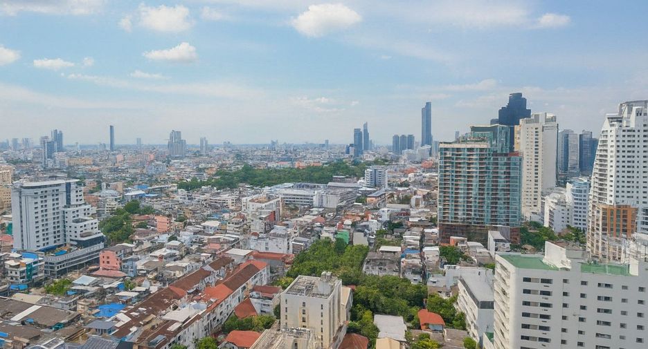 For sale 2 bedrooms condo in Sathon, Bangkok