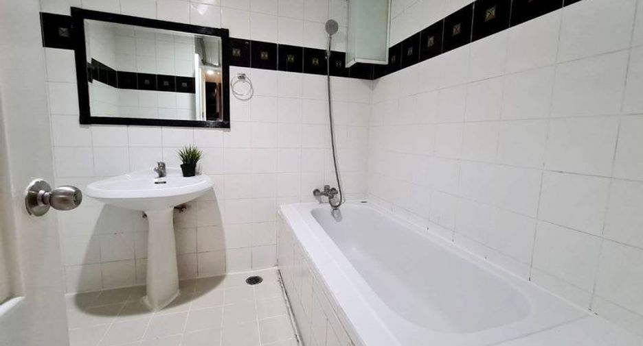 Wohnung zur Miete mit 1 Zimmer in Watthana, Bangkok