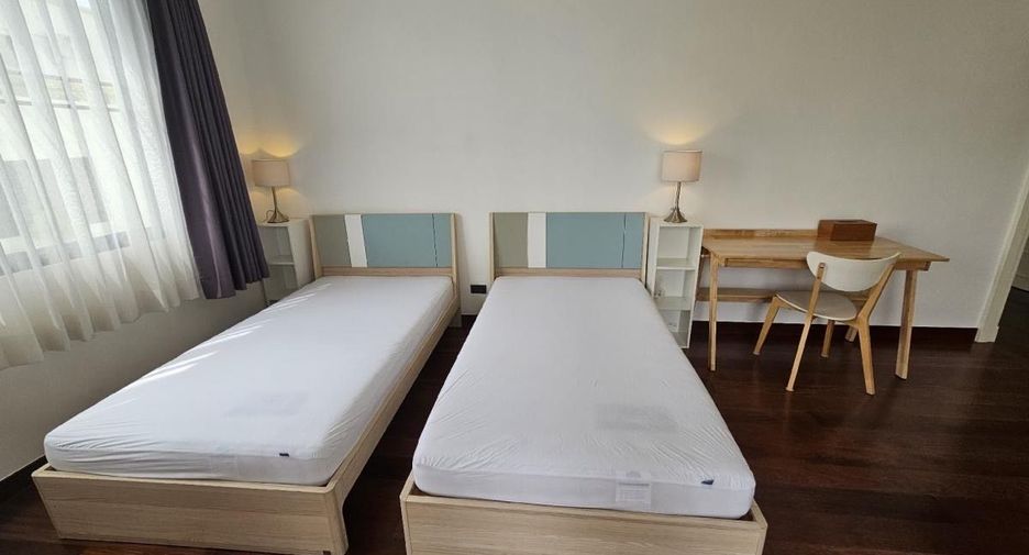 For rent 3 bedrooms condo in Watthana, Bangkok