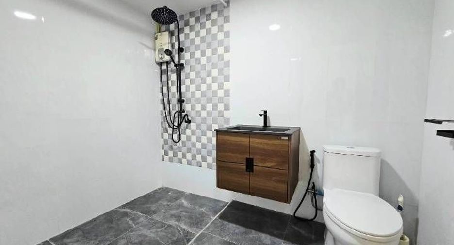 For rent 3 bedrooms house in Thalang, Phuket
