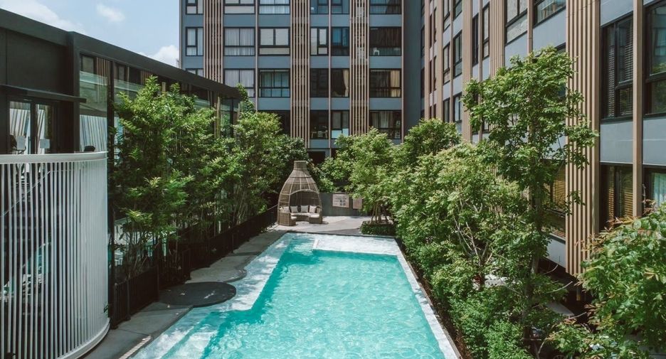 For rent 2 bedrooms condo in Suan Luang, Bangkok