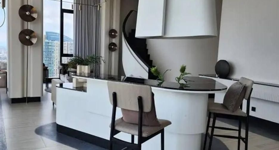 For sale studio condo in Khlong San, Bangkok