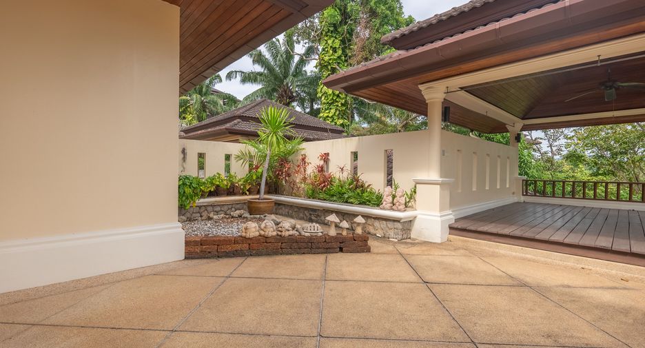 For rent 5 bedrooms villa in Thalang, Phuket