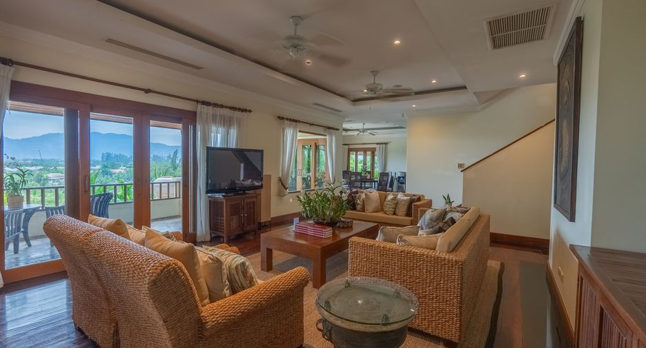 For rent 5 bedrooms villa in Thalang, Phuket