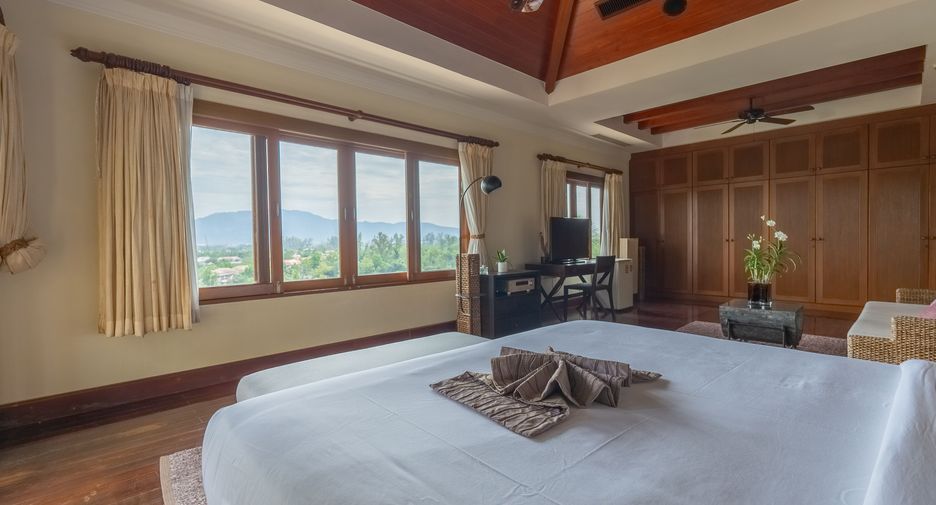 For rent 5 bedrooms villa in Thalang, Phuket