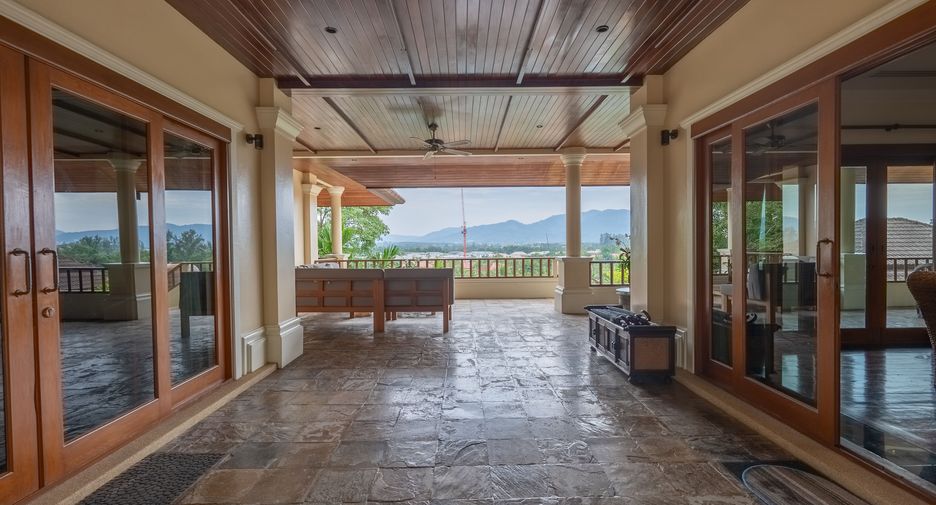 For rent 5 bedrooms villa in Thalang, Phuket
