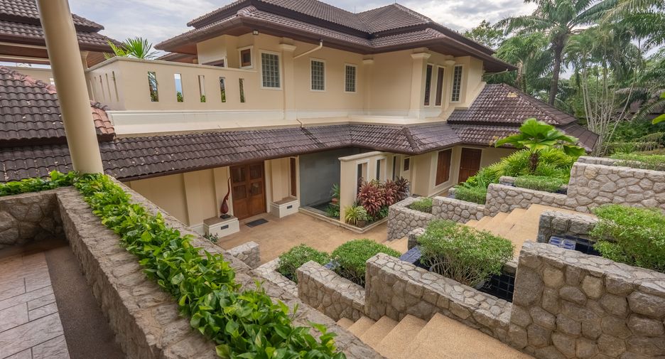 For rent 5 bedrooms villa in Thalang, Phuket