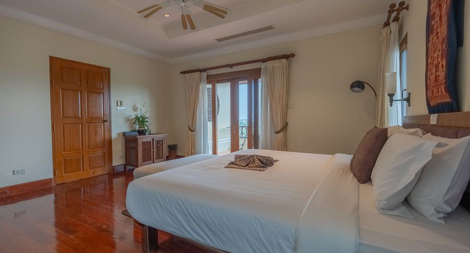 For rent 5 bedrooms villa in Thalang, Phuket