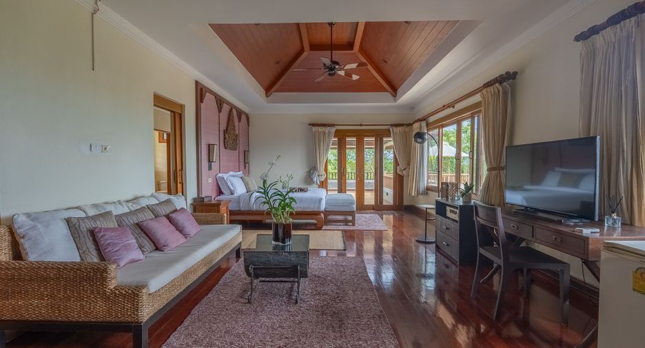 For rent 5 bedrooms villa in Thalang, Phuket