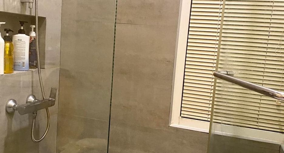 For sale 2 bedrooms condo in Ratchathewi, Bangkok