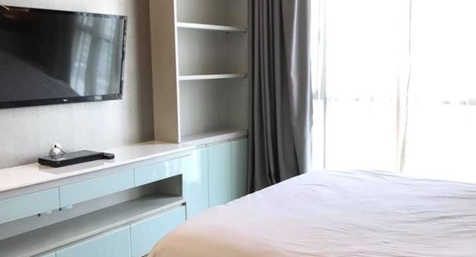 For rent 1 bed condo in Watthana, Bangkok