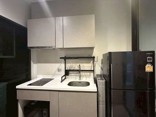 Продажа 1 кровать кондо в Хуаи Кхщанг, Бангкок