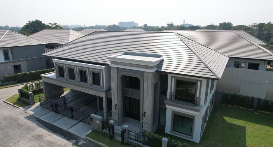 For sale そして for rent 5 ベッドルーム house in Khan Na Yao, Bangkok