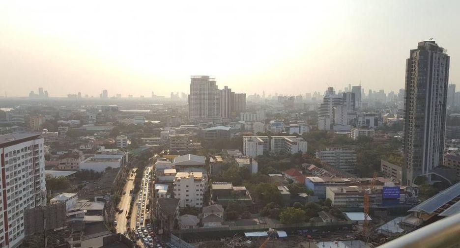 Wohnung zum Kauf mit 1 Zimmer in Khlong Toei, Bangkok