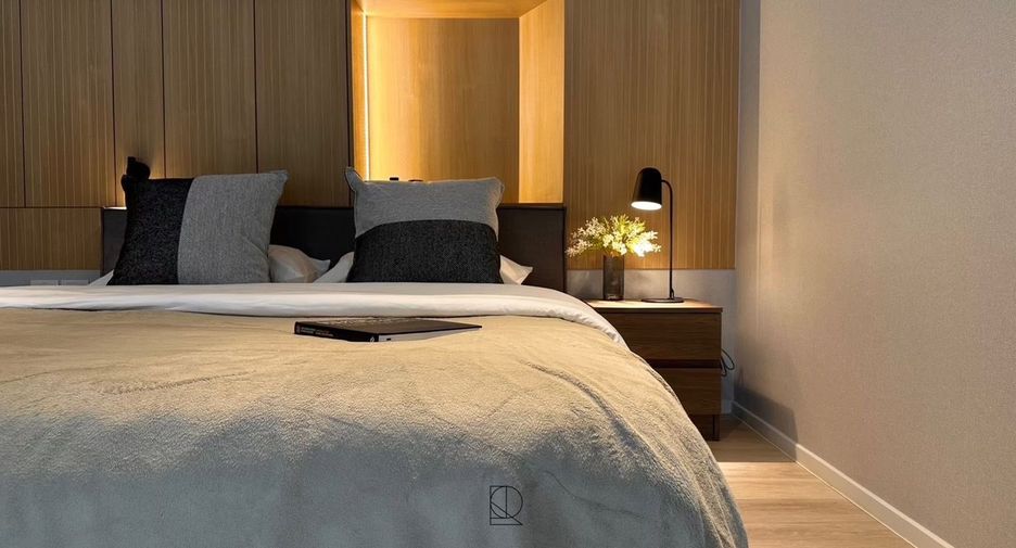 For rent 1 bed condo in Sathon, Bangkok