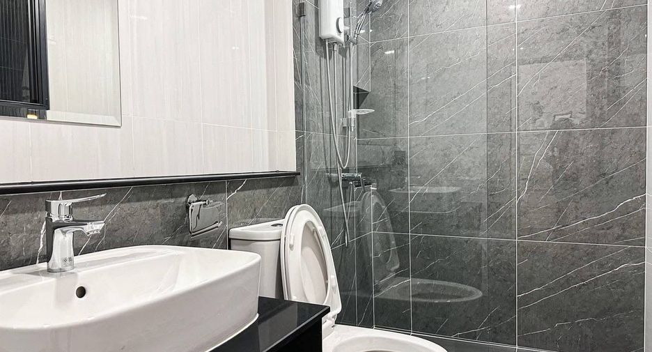 Haus zum Kauf und zur Miete mit 4 Zimmer in Bang Phli, Samut Prakan