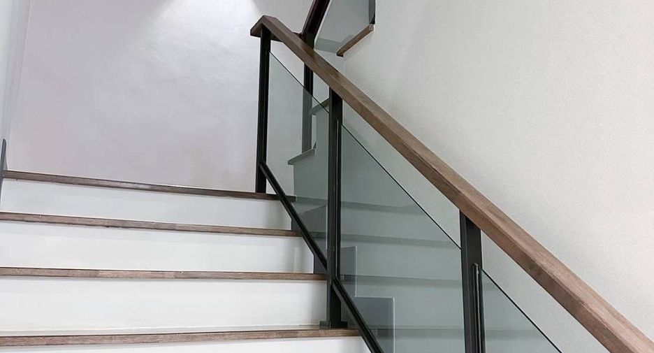 Haus zum Kauf und zur Miete mit 4 Zimmer in Bang Phli, Samut Prakan