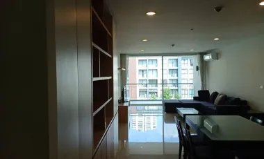 Condo en alquiler de 3 habitaciones en Khlong Toei, Bangkok