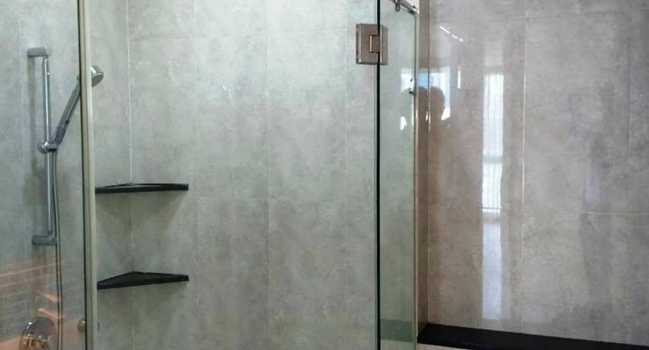 Condo en alquiler de 3 habitaciones en Khlong Toei, Bangkok