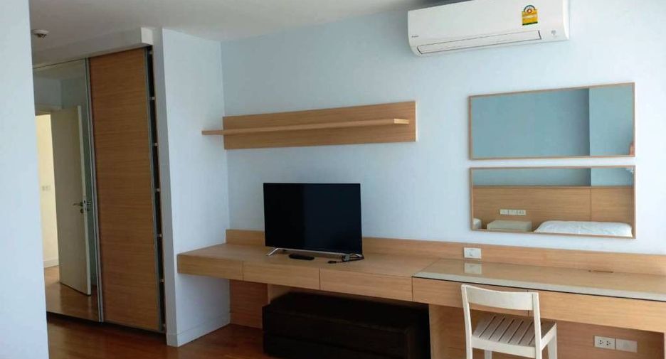 Condo en alquiler de 3 habitaciones en Khlong Toei, Bangkok