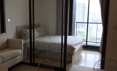 For rent 1 bed condo in Phaya Thai, Bangkok