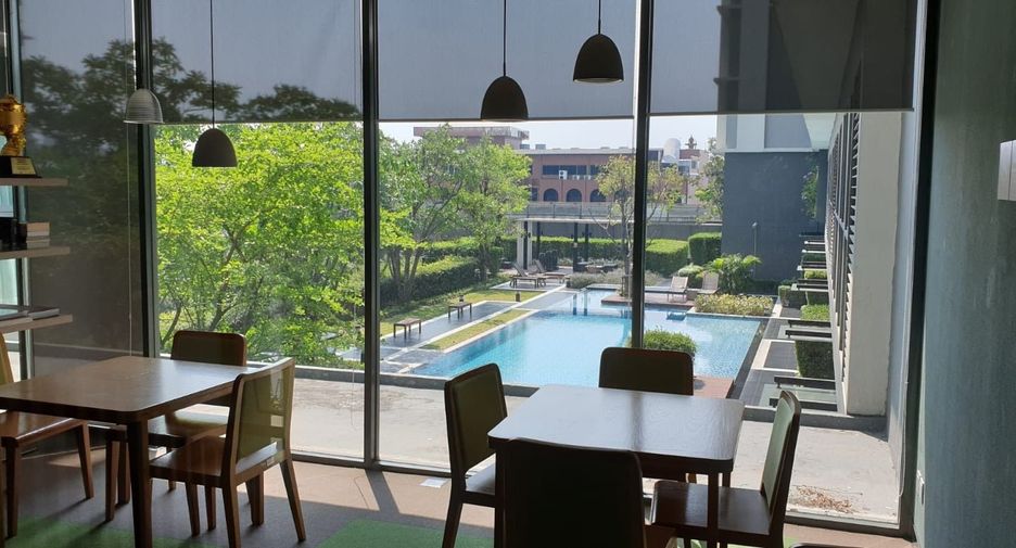 For rent 1 bed condo in Phra Khanong, Bangkok