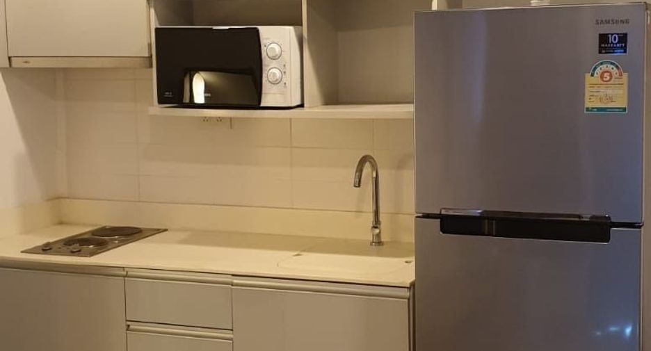 For rent 1 bed condo in Phra Khanong, Bangkok