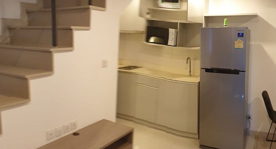 For rent 1 bed condo in Phra Khanong, Bangkok