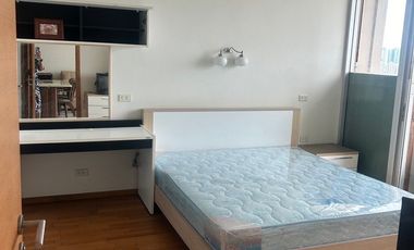 Condo en alquiler de 1 habitaciones en Sathon, Bangkok