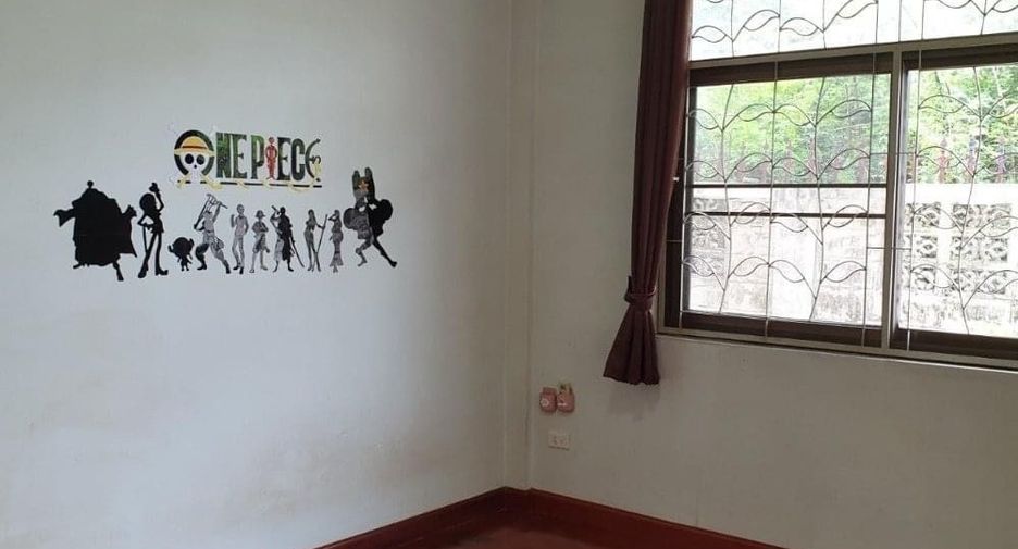 For sale and for rent 6 bedrooms house in Wang Thonglang, Bangkok