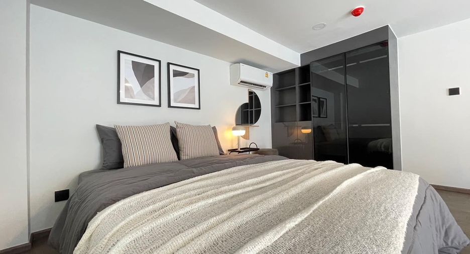 For rent 1 bed condo in Bang Rak, Bangkok
