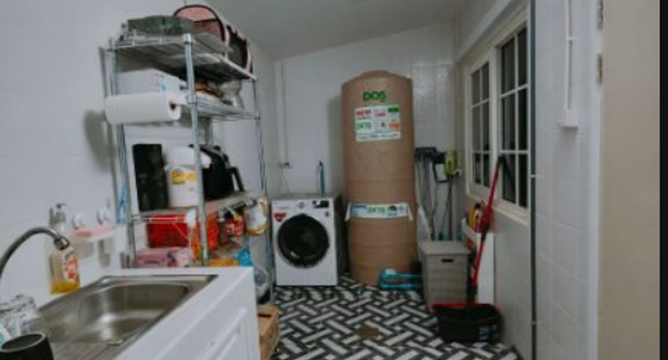 For sale 4 bedrooms house in Prawet, Bangkok