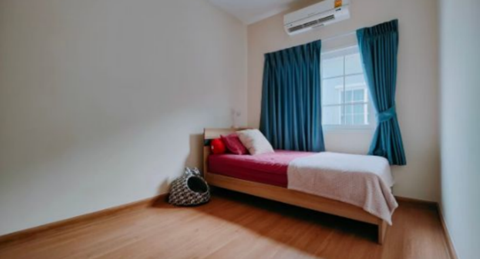 For sale 4 bedrooms house in Prawet, Bangkok