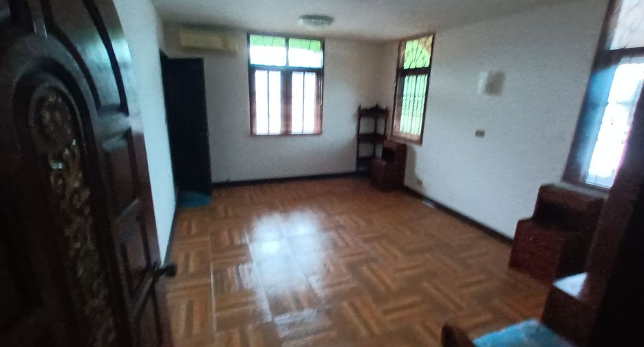 À vendre 4 chambres villa à Mueang Phuket, Phuket