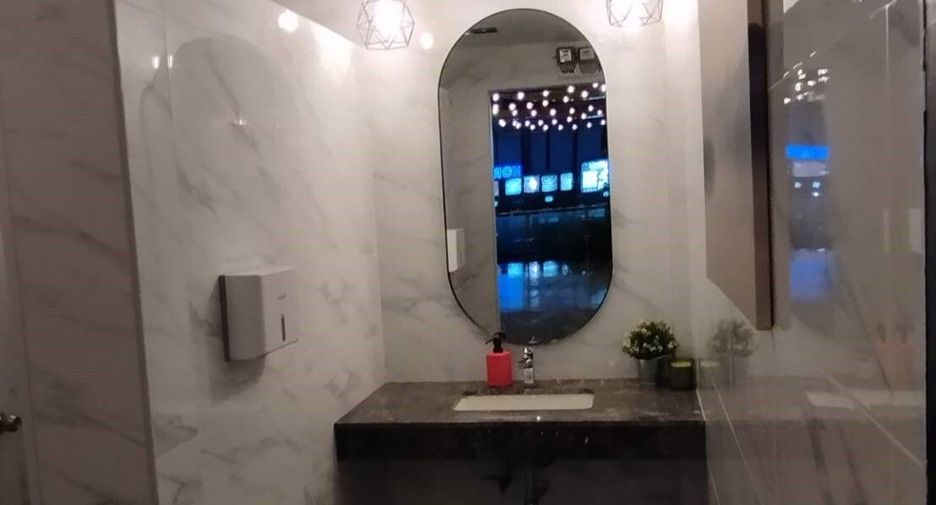 For rent retail Space in Khlong Toei, Bangkok