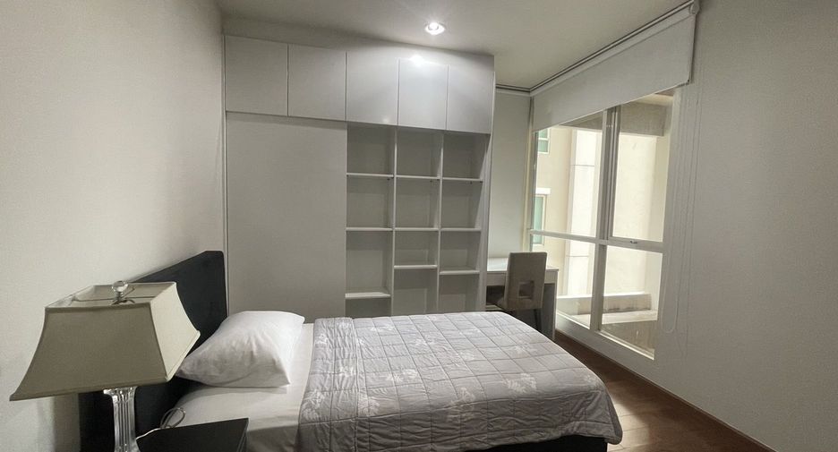 À louer 2 chambres condo à Pathum Wan, Bangkok
