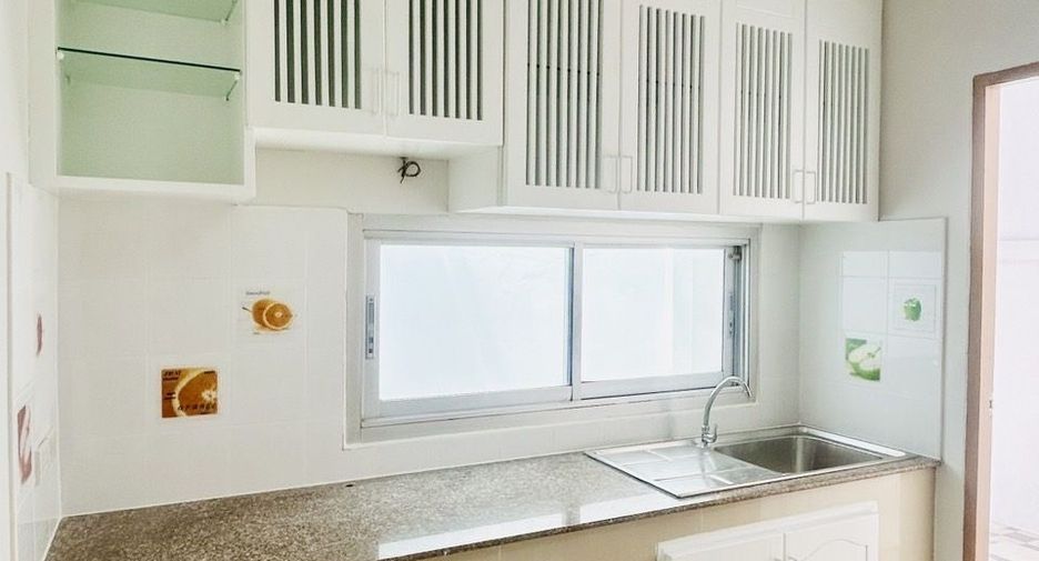 For sale 2 bedrooms townhouse in Thalang, Phuket