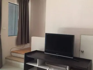Аренда 3 спальни таунхаус в Банг Капи, Бангкок