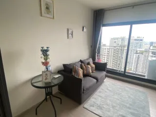 Condo en alquiler de 1 habitaciones en Huai Khwang, Bangkok