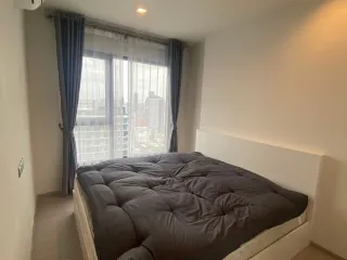 Condo en alquiler de 1 habitaciones en Huai Khwang, Bangkok