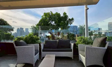 For sale and for rent 2 bedrooms condo in Yan Nawa, Bangkok