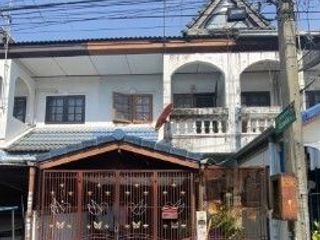 For sale 2 bedrooms townhouse in Sai Mai, Bangkok