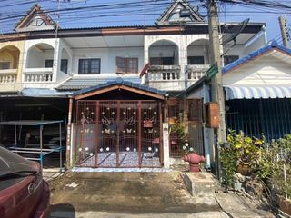 For sale 2 bedrooms townhouse in Sai Mai, Bangkok