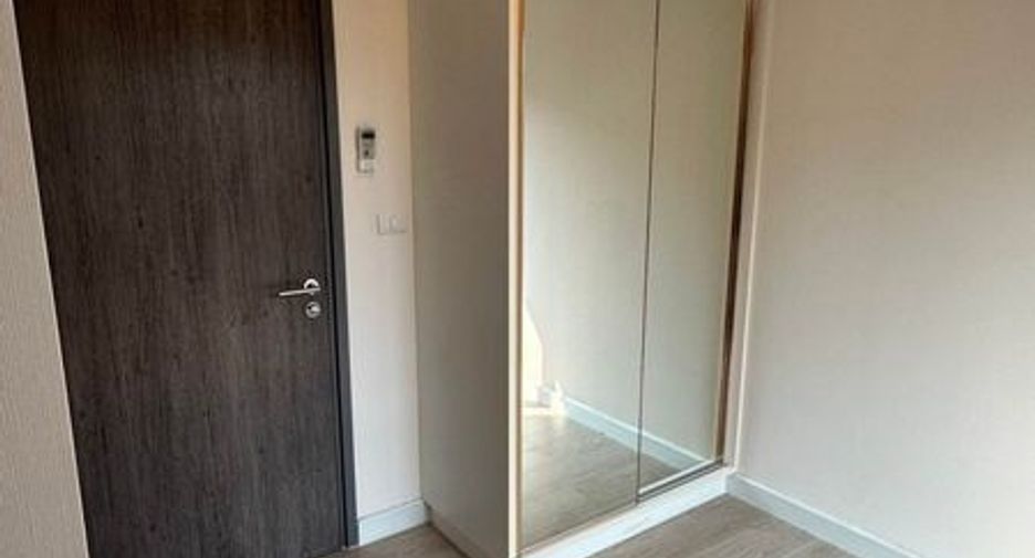 For sale 2 bedrooms condo in Phaya Thai, Bangkok