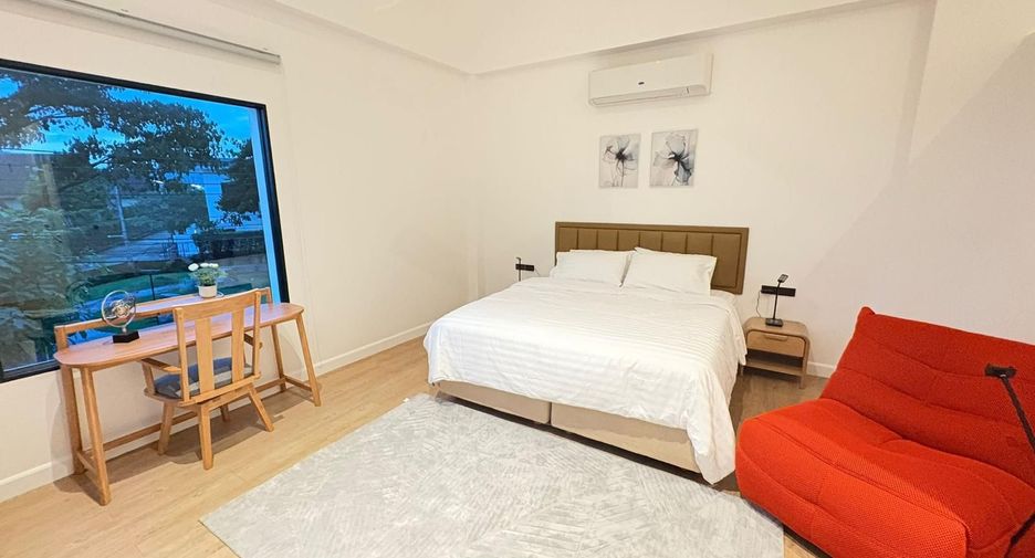 For rent 3 bedrooms villa in Mueang Phuket, Phuket