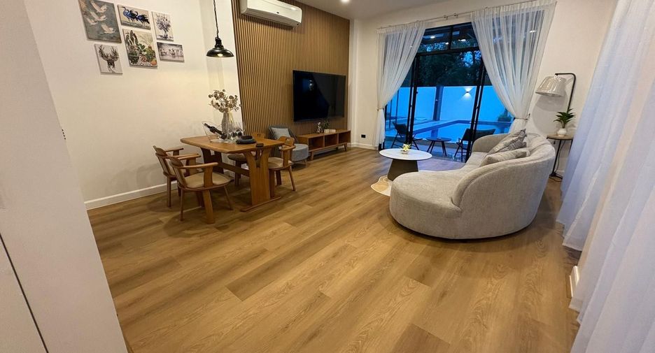 For rent 3 bedrooms villa in Mueang Phuket, Phuket