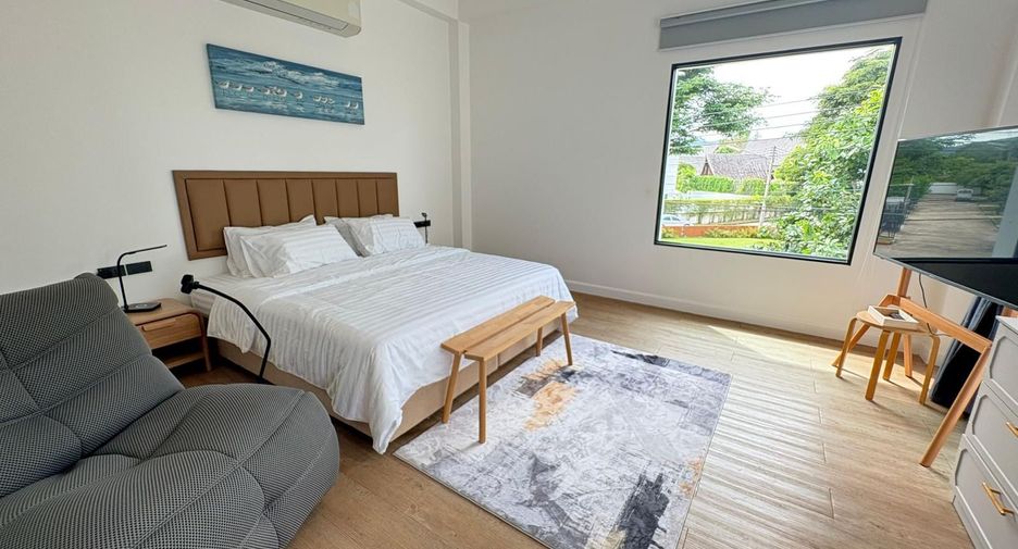 For rent 3 bedrooms villa in Mueang Phuket, Phuket