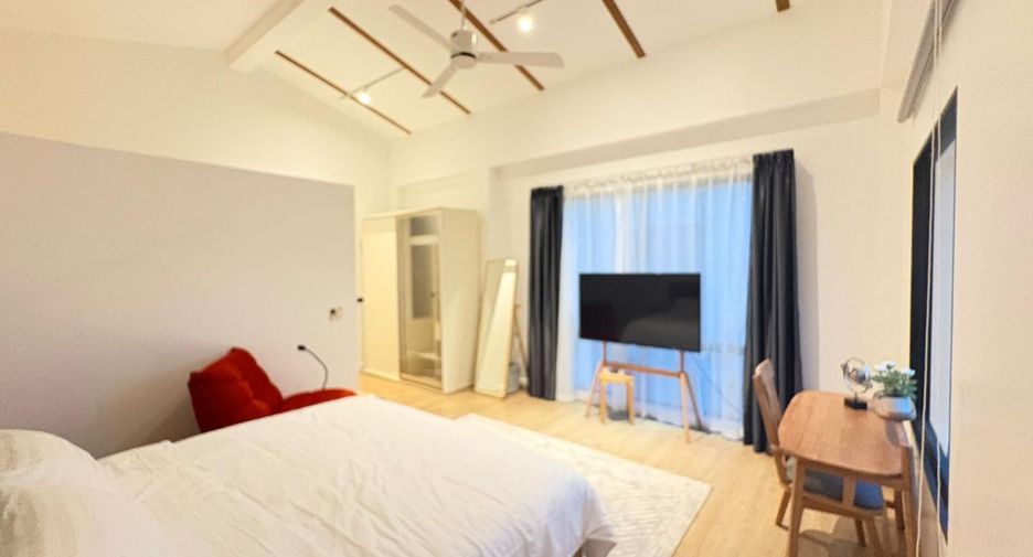 For rent 3 bedrooms villa in Mueang Phuket, Phuket