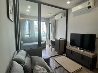 Condo en alquiler de 1 habitaciones en Bang Rak, Bangkok