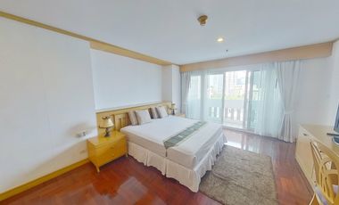 For rent 3 bedrooms condo in Khlong Toei, Bangkok